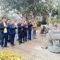 Các đồng chí lãnh đạo huyện, Lãnh đạo xã Thuận Minh dâng hương, dâng hoa Kinh đô Vạn Lại; Đền Phủ Día